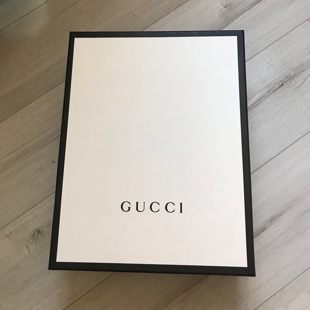 Gucci shoe box